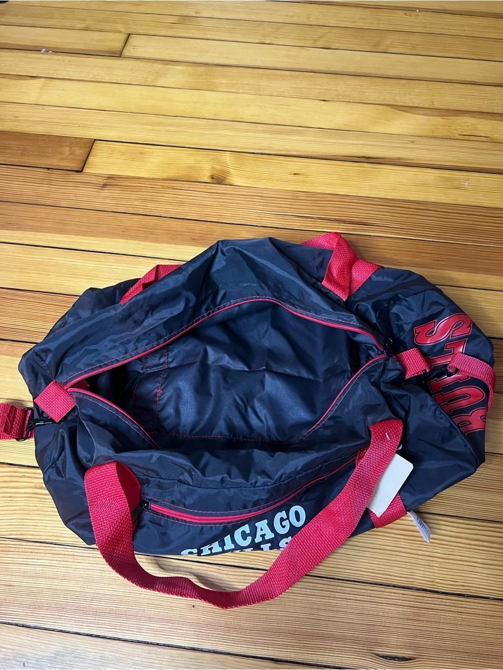 Vintage Chicago Bulls NBA Duffel Bag NOS Deadstock Tags 90s